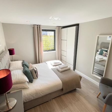 Urban Living'S - The Wesley Beautiful City Centre Apartment With Balcony Oxford Extérieur photo