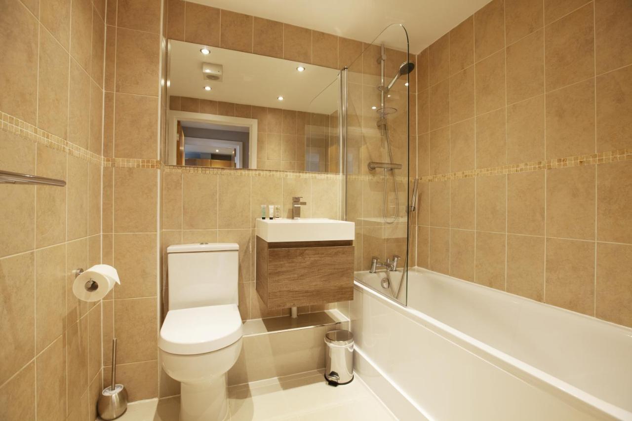 Urban Living'S - The Wesley Beautiful City Centre Apartment With Balcony Oxford Extérieur photo