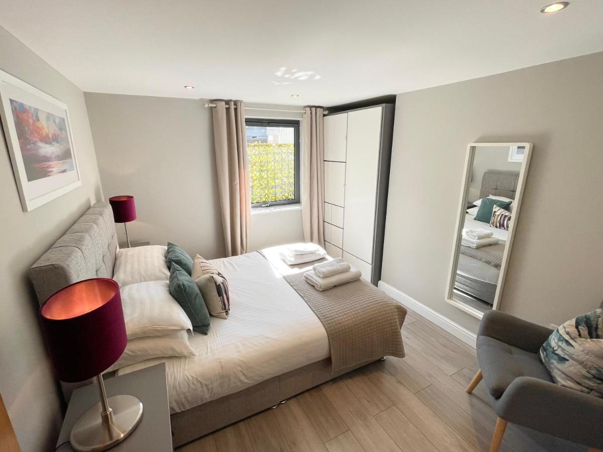 Urban Living'S - The Wesley Beautiful City Centre Apartment With Balcony Oxford Extérieur photo